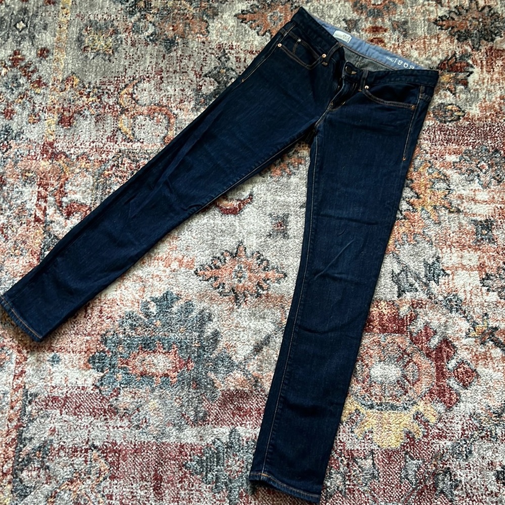 Gap Slouchy Skinny dark blue jeans size 26/2